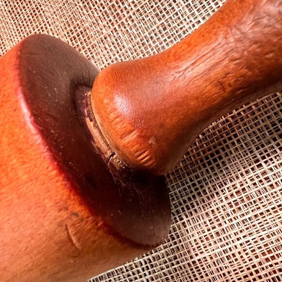 Vintage wooden rolling pin 20 inch - Picture 8 of 9
